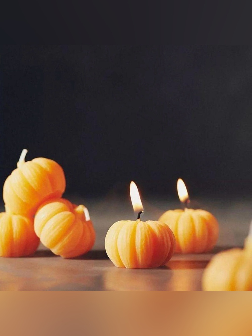 NEW Anthropologie Pumpkin Shaped Wax Candles - Set of 6 🎃